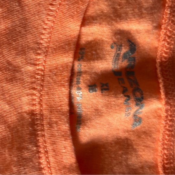 Lot Of 2 Girls Graphic T Shirts XL Arizona/rural King. - Picture 7 of 8